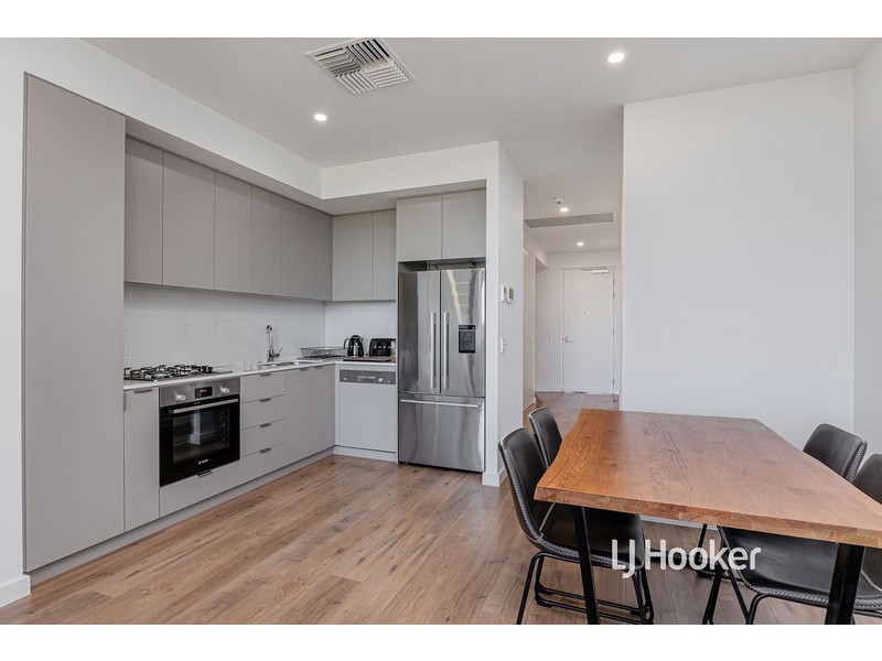 204/2 Troubridge Drive, West Lakes SA 5021