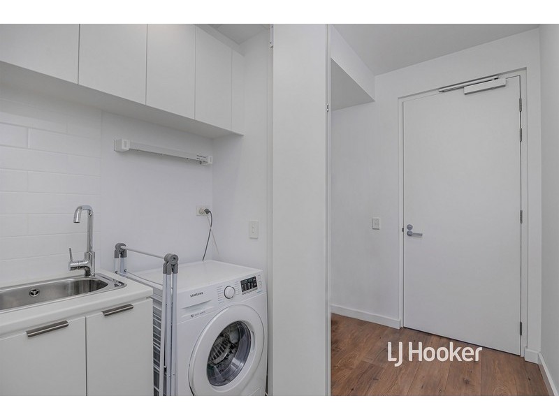 204/2 Troubridge Drive, West Lakes SA 5021