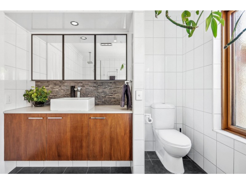 3 Allerdice Court, West Lakes SA 5021