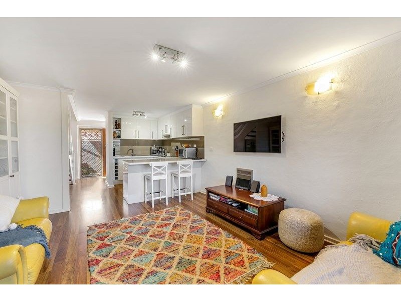 86 Sportsmans Drive, West Lakes SA 5021