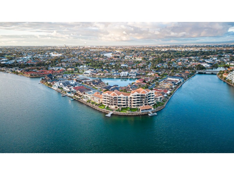 33 Martin Court, West Lakes SA 5021