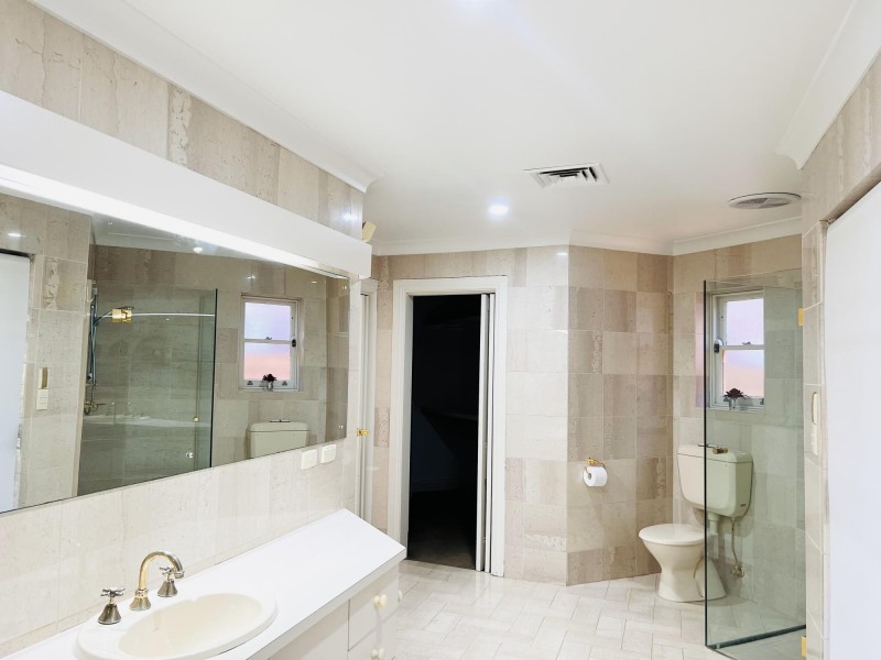 33 Martin Court, West Lakes SA 5021