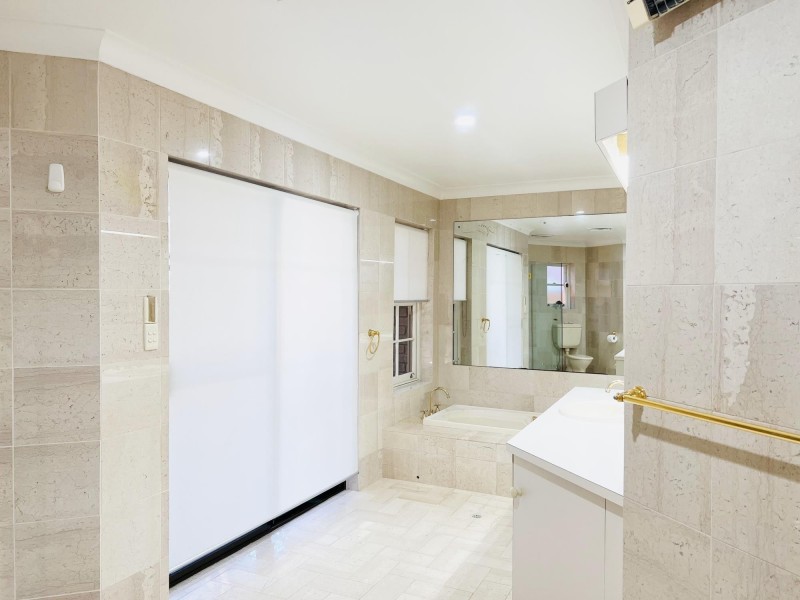 33 Martin Court, West Lakes SA 5021