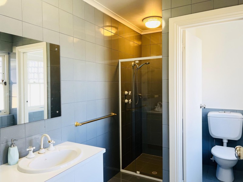 33 Martin Court, West Lakes SA 5021