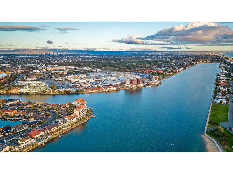 33 Martin Court, West Lakes SA 5021