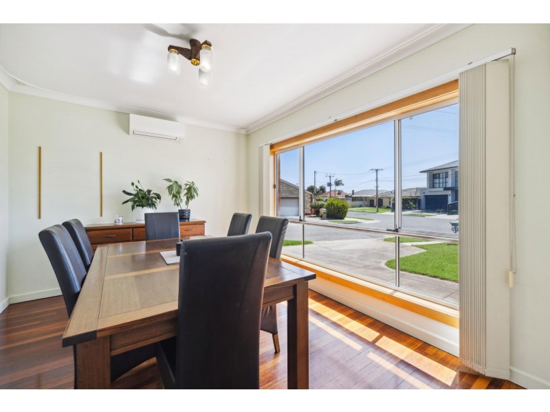28 Dumfries Avenue, Seaton SA 5023
