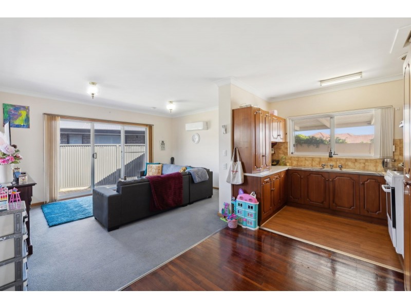 28 Dumfries Avenue, Seaton SA 5023