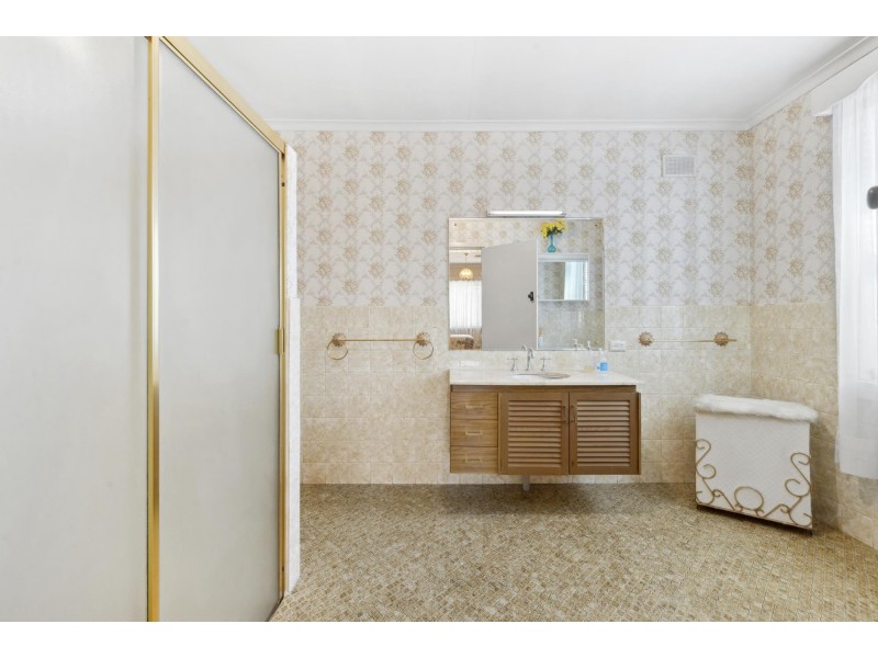 93 Trimmer Parade, Findon SA 5023