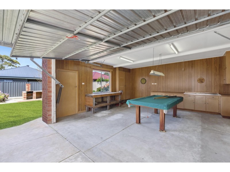 93 Trimmer Parade, Findon SA 5023
