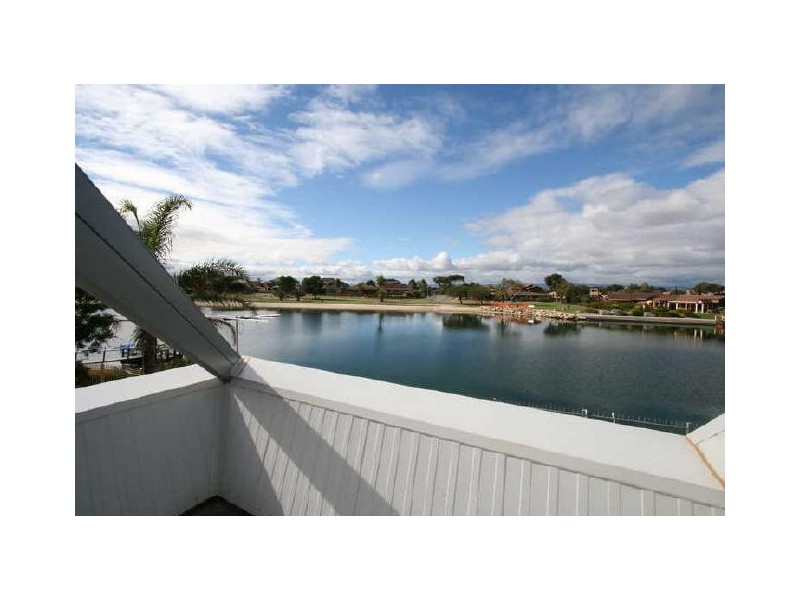 2 Dawe Court, West Lakes Shore SA 5020