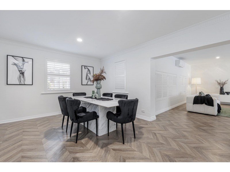 99 Lochside Drive, West Lakes SA 5021