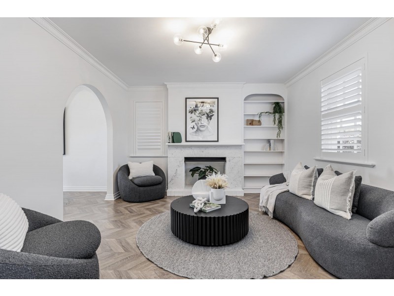99 Lochside Drive, West Lakes SA 5021