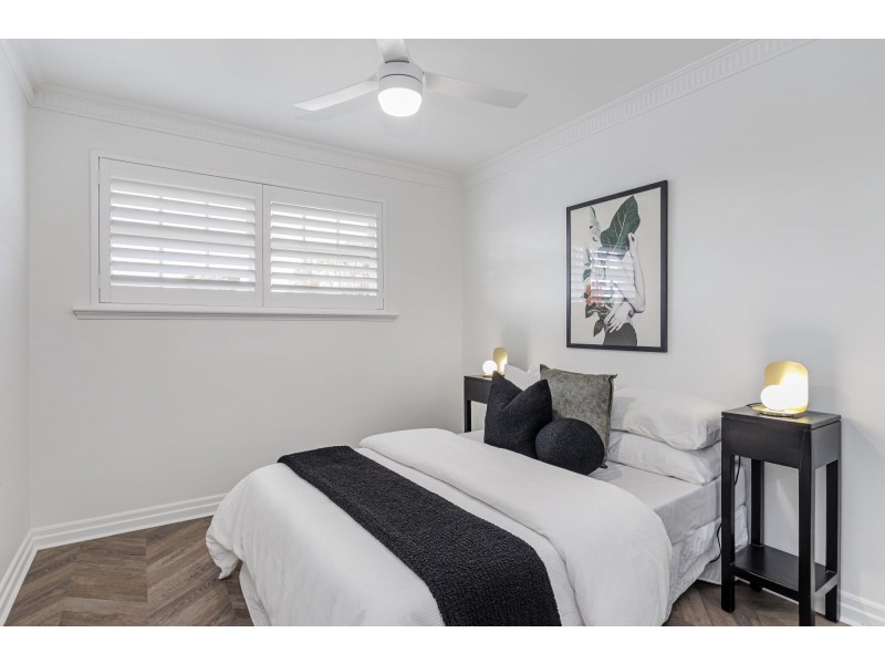 99 Lochside Drive, West Lakes SA 5021