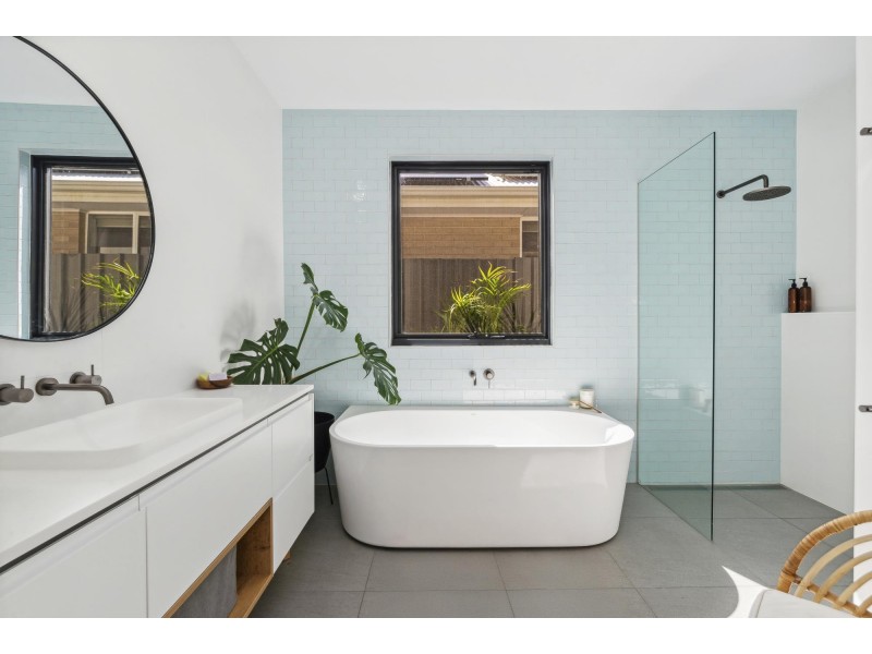 12a Levistone Street, Seaton SA 5023