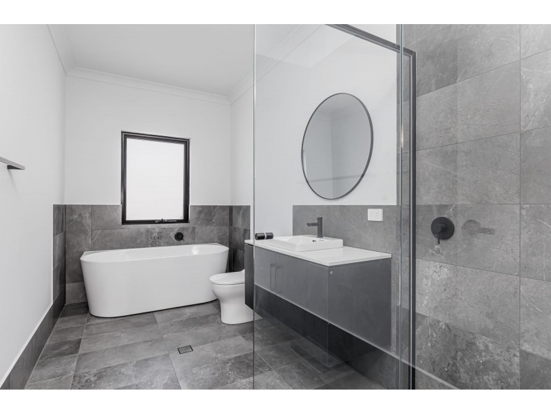 1/2 Bower Street, Woodville SA 5011