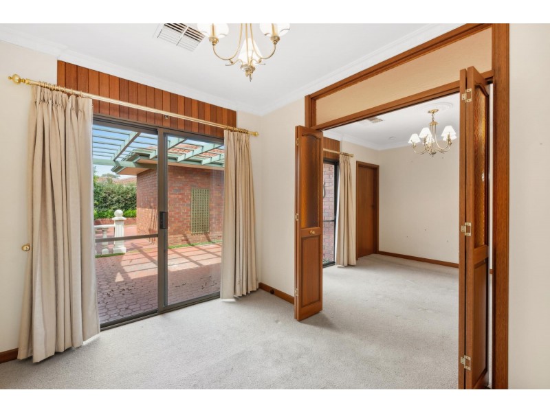 2/13 Cocos Grove, West Lakes SA 5021
