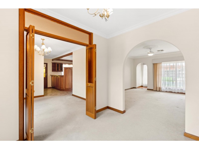 2/13 Cocos Grove, West Lakes SA 5021