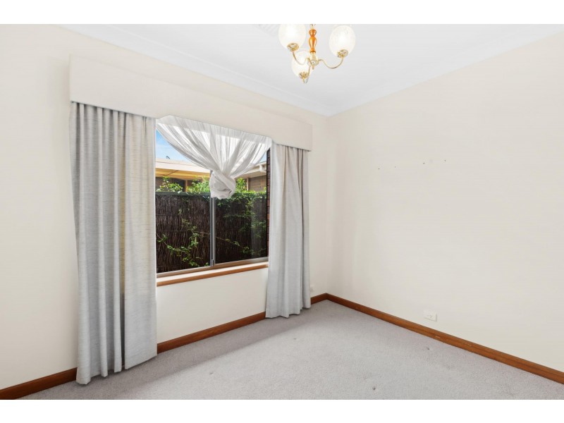 2/13 Cocos Grove, West Lakes SA 5021