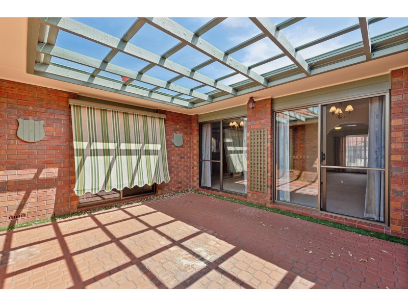 2/13 Cocos Grove, West Lakes SA 5021
