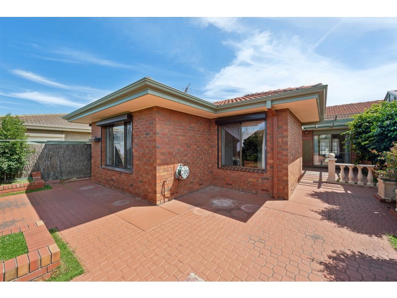 2/13 Cocos Grove, West Lakes SA 5021
