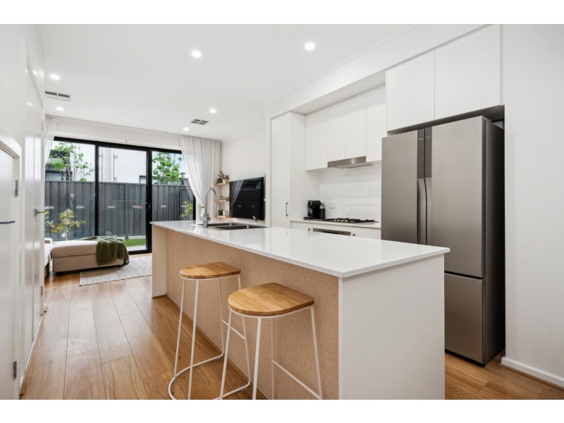 5/24 Arnold Close, Findon SA 5023