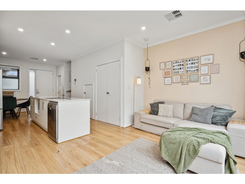 5/24 Arnold Close, Findon SA 5023