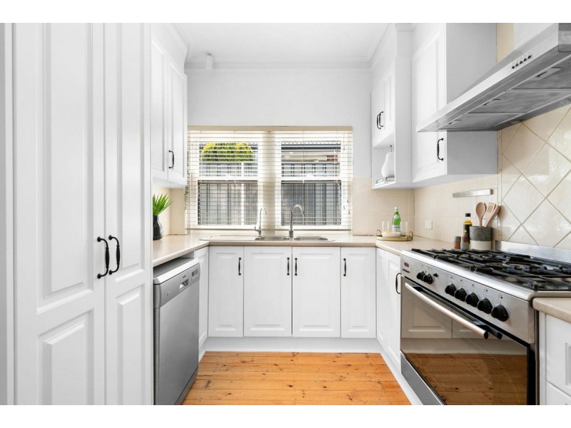 13 Guilford Avenue, Prospect SA 5082