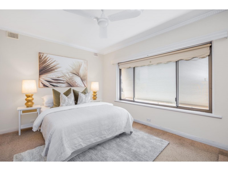 9 Worthley Road, Findon SA 5023