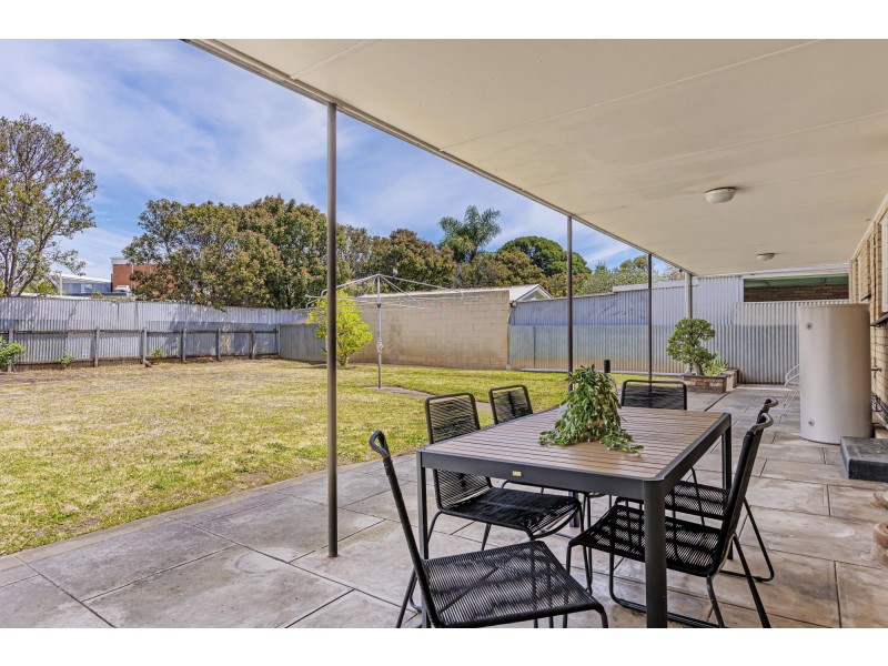 9 Worthley Road, Findon SA 5023