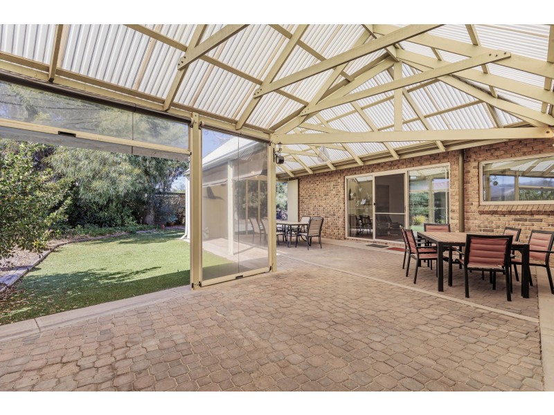 12 Martinique Court, West Lakes SA 5021