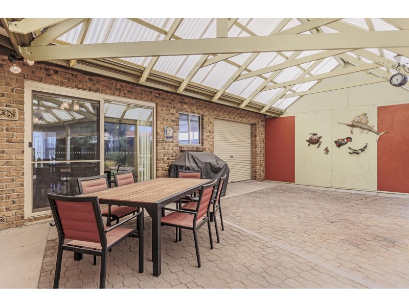 12 Martinique Court, West Lakes SA 5021