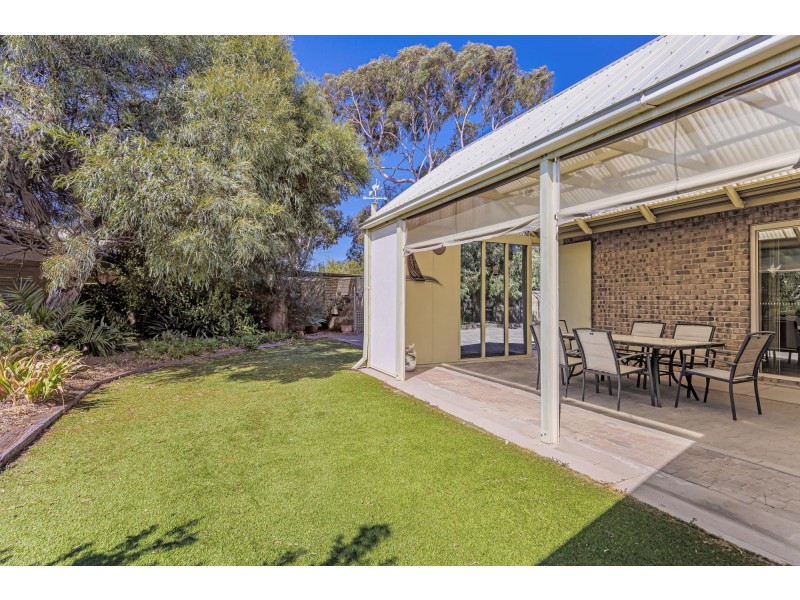 12 Martinique Court, West Lakes SA 5021