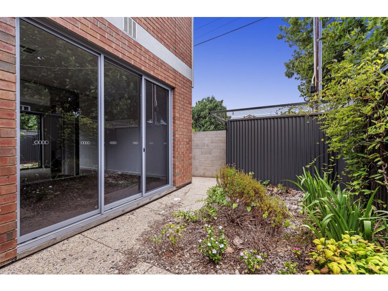 9 Ethelbert Square, Brompton SA 5007