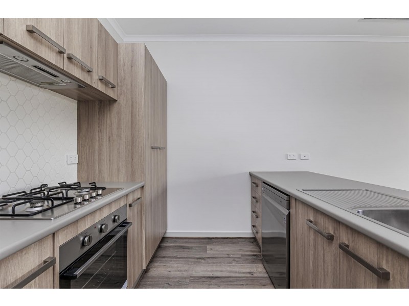 9 Ethelbert Square, Brompton SA 5007