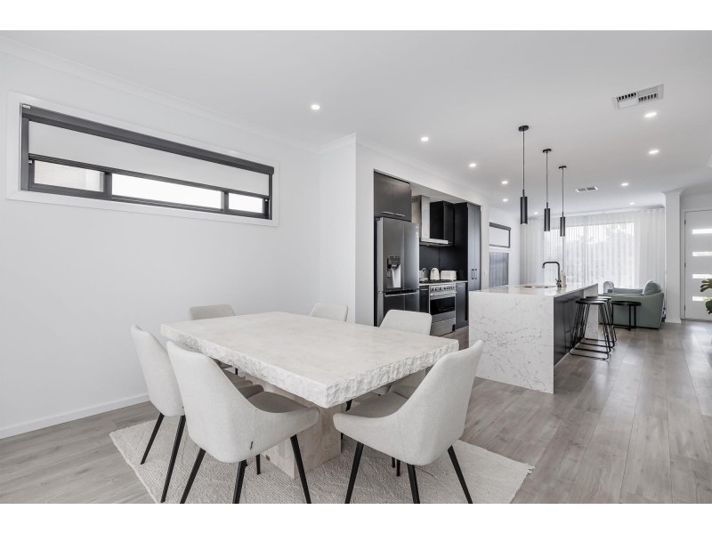 4 Norman Road, West Lakes SA 5021