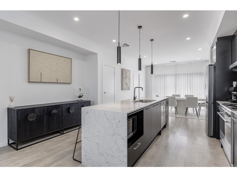 4 Norman Road, West Lakes SA 5021