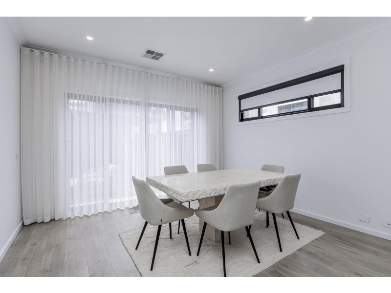 4 Norman Road, West Lakes SA 5021