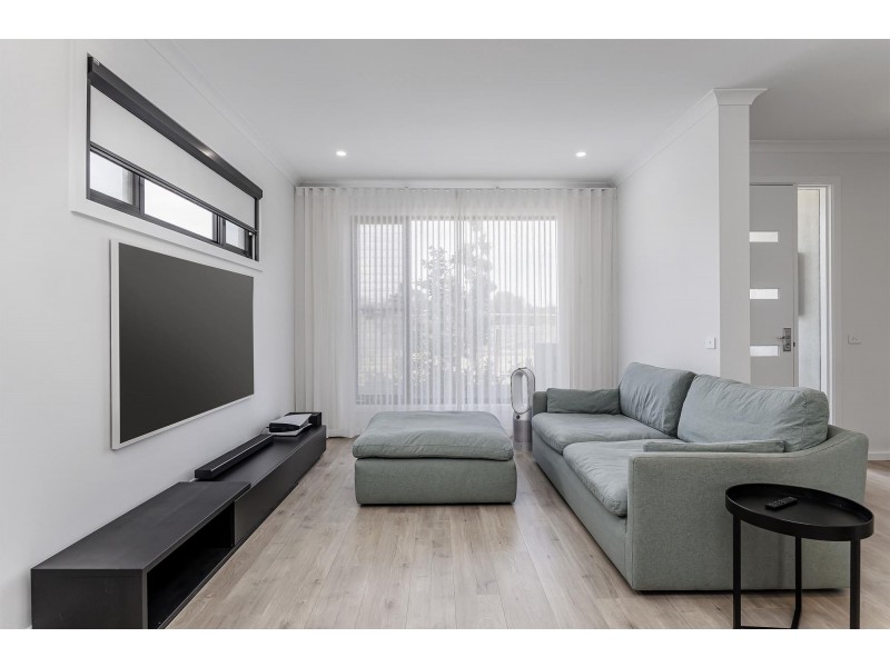 4 Norman Road, West Lakes SA 5021