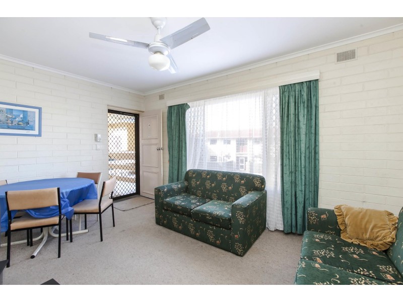 4/90 Seaview Road, West Beach SA 5024