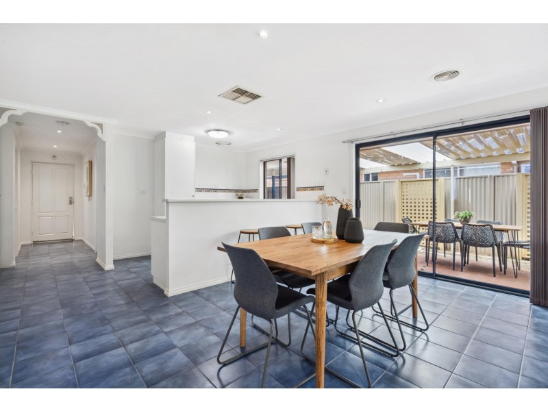 2 Gainsborough Avenue, Ferryden Park SA 5010