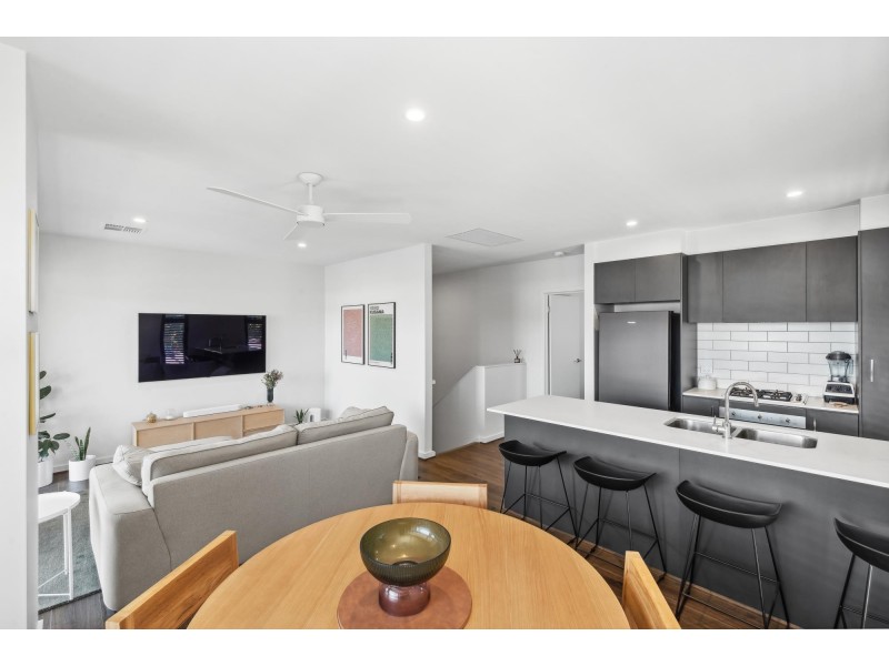 5 Walter Lane, West Lakes SA 5021