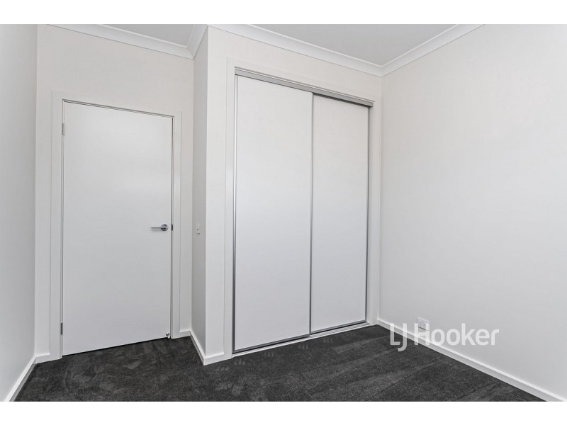 111 Troubridge Drive, West Lakes SA 5021