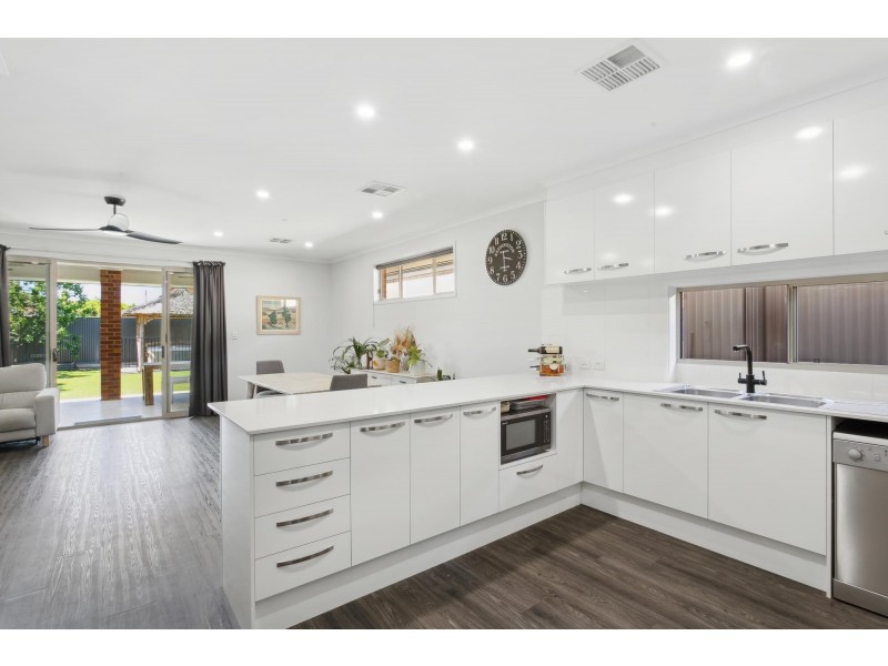 18 Alfred Avenue, Seaton SA 5023