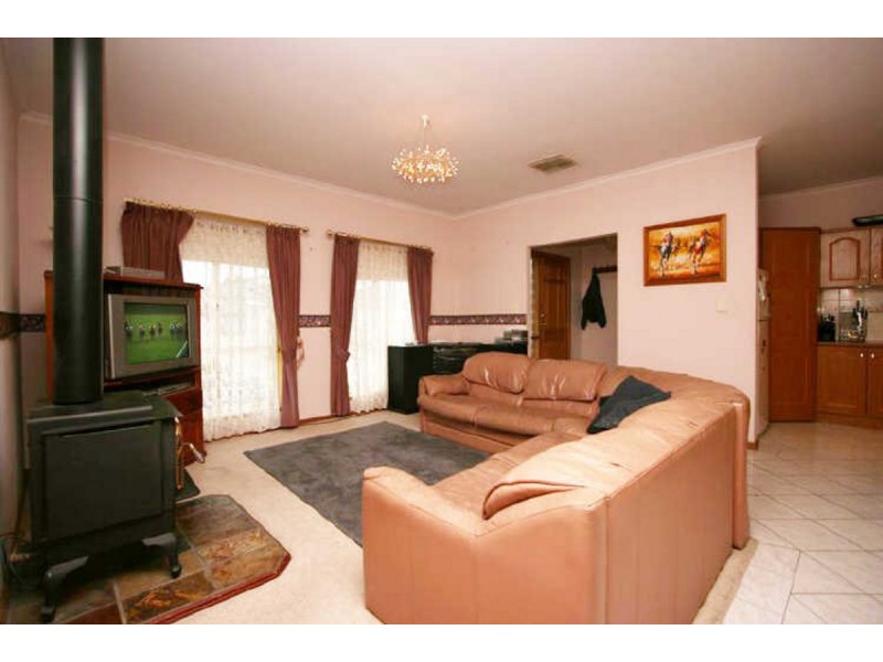 2 Primrose Court, Grange SA 5022