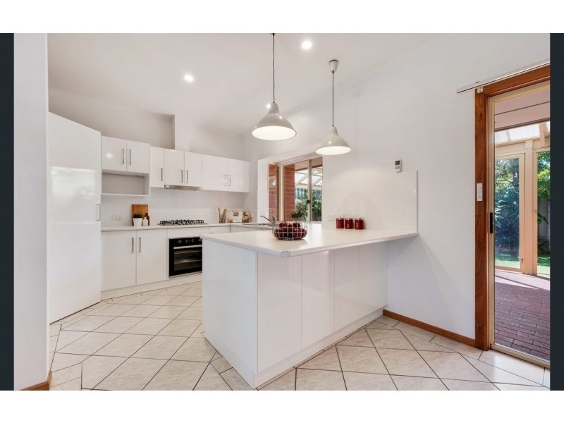 2 Primrose Court, Grange SA 5022