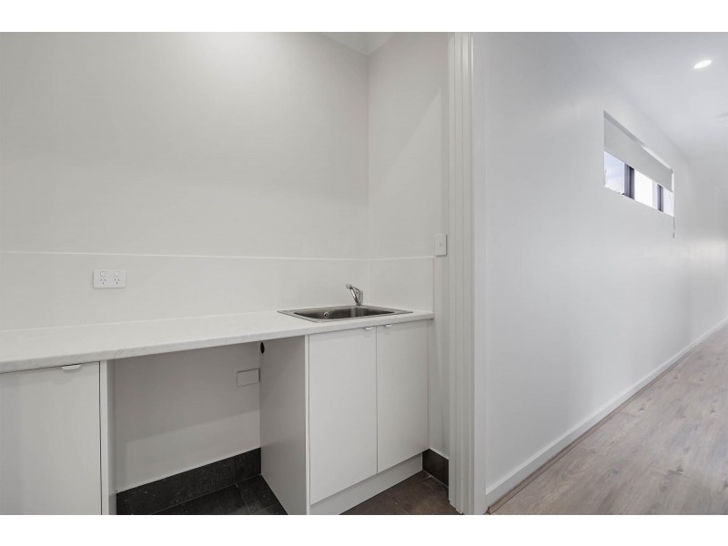 21B Wells Street, Birkenhead SA 5015