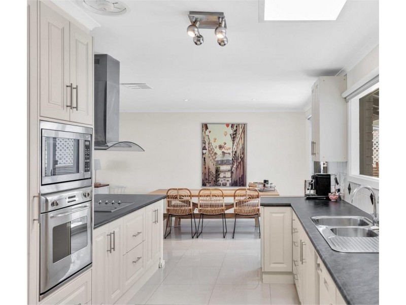 27 Sylvan Way, Grange SA 5022