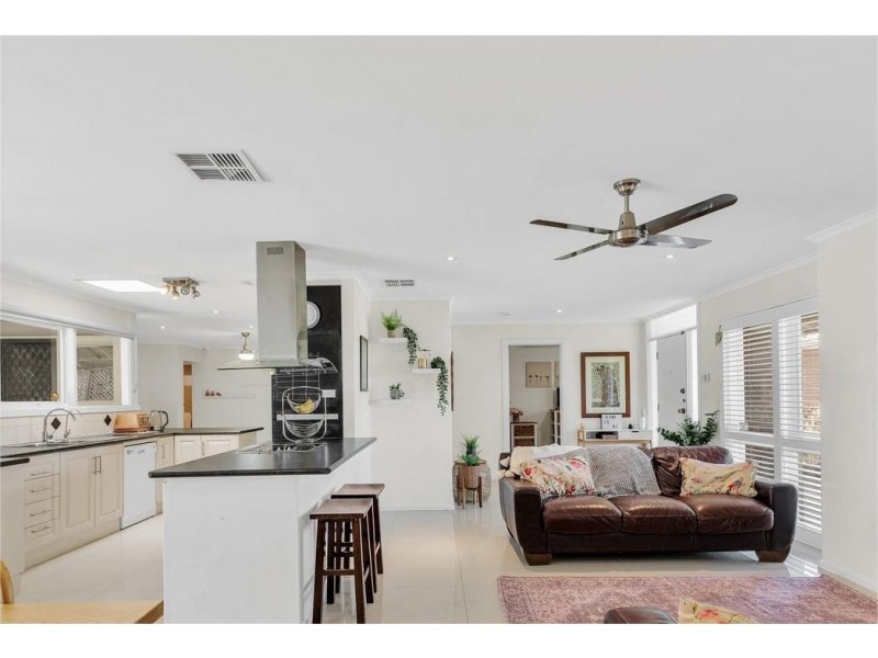 27 Sylvan Way, Grange SA 5022