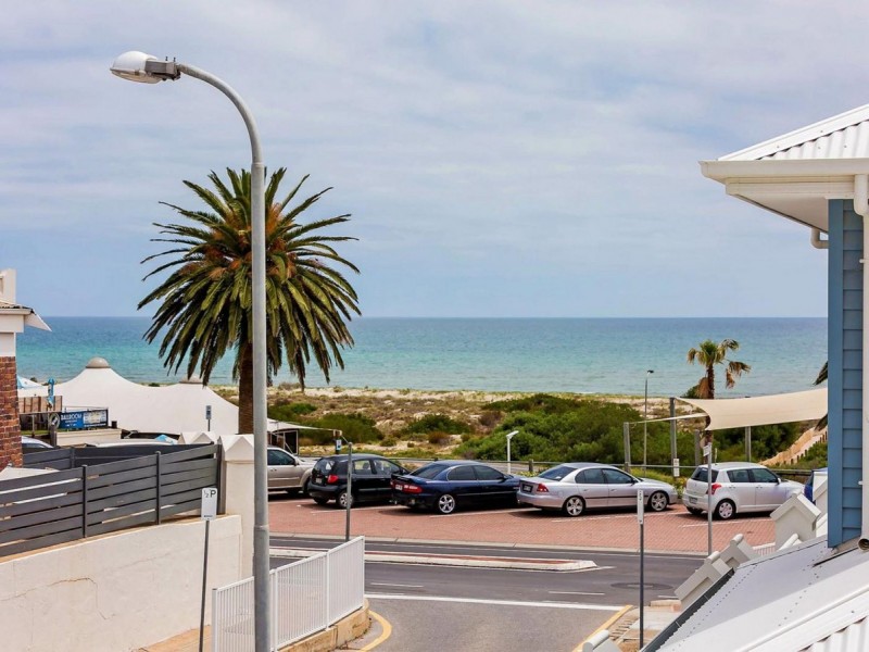 16a Cave Street, Semaphore SA 5019