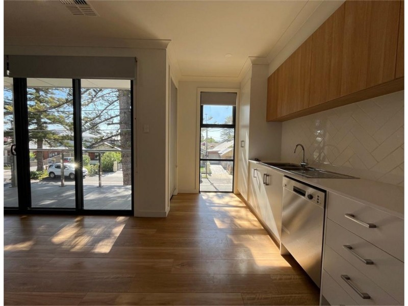 29 East Terrace, Henley Beach SA 5022